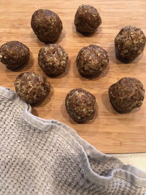 vegan-recipes-Post-Workout Energy Balls